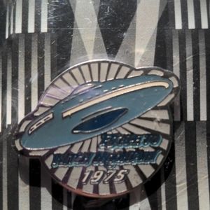 Disney Countdown to the Millennium Escape to Witch Mountain Pin